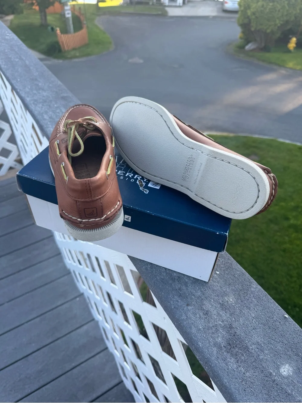 Sperry Top-Sider Men’s Tan Boat Shoes, size 8 medium, New in box